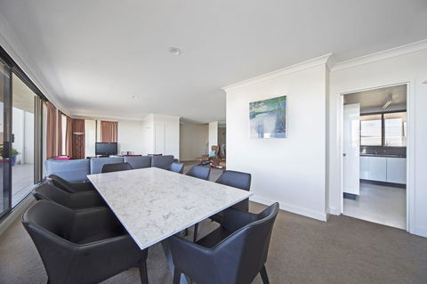 BreakFree Capital Tower Apartments - Accommodation Gladstone 32