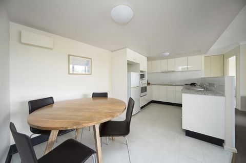 BreakFree Capital Tower Apartments - Accommodation Gladstone 27