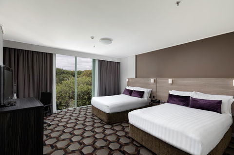 Rydges Canberra - Accommodation Gladstone 4