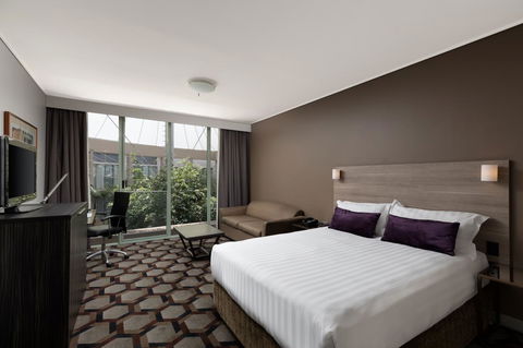 Rydges Canberra - Accommodation Gladstone 30
