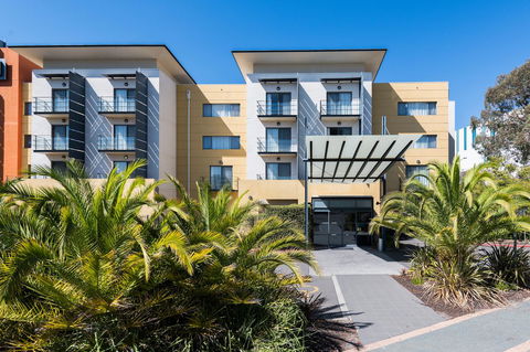 The Woden Hotel - Accommodation Gladstone 4