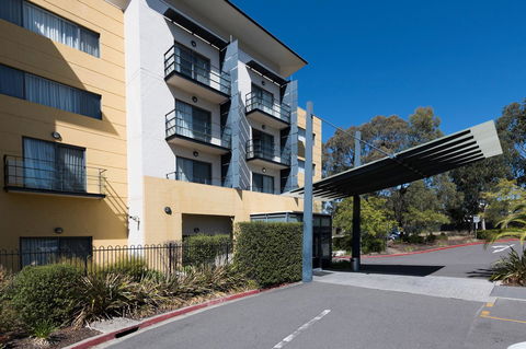 The Woden Hotel - Accommodation Gladstone 1