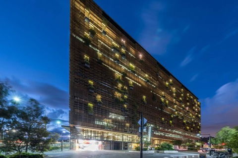 Canberra Luxury Apartment 3 - Accommodation Gladstone 12