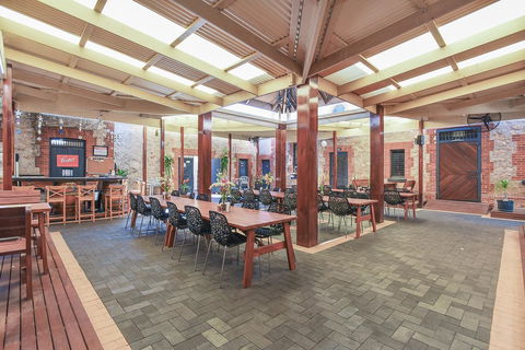 Wellington Courthouse - Accommodation Gladstone 26