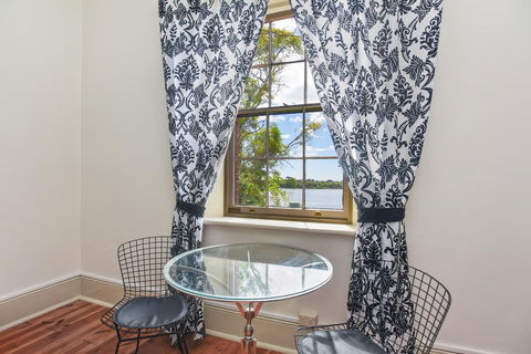 Wellington Courthouse - Accommodation Gladstone 14
