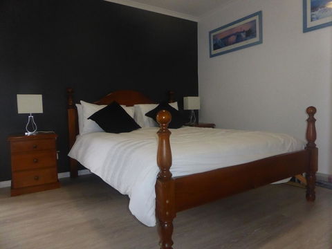 Lure Bed And Breakfast - Accommodation Gladstone 6