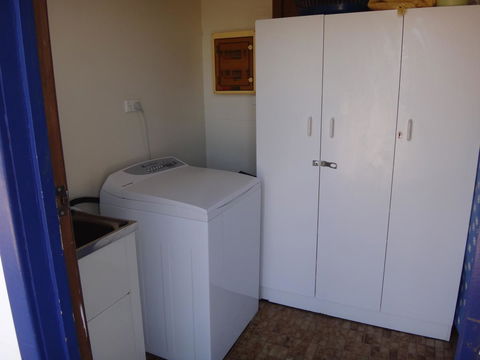 Windana Cottages - Accommodation Gladstone 12