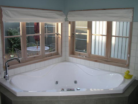 Beach Huts Middleton - Accommodation Gladstone 41