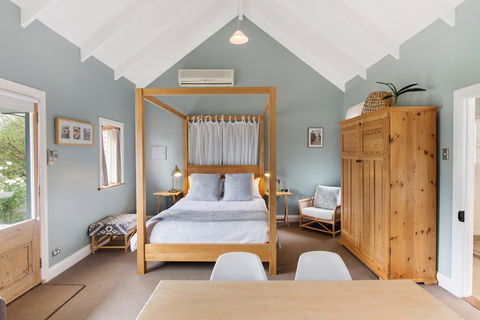 Beach Huts Middleton - Accommodation Gladstone 44