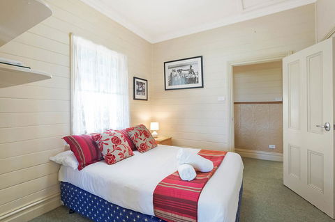 Heritage House Motel & Units - Accommodation Gladstone 16
