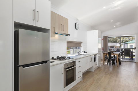 Victor Harbor Holiday Park - Accommodation Gladstone 16