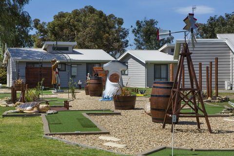 Victor Harbor Holiday Park - Accommodation Gladstone 4