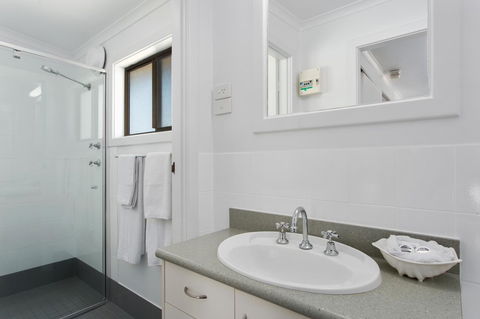 Victor Harbor Holiday Park - Accommodation Gladstone 39