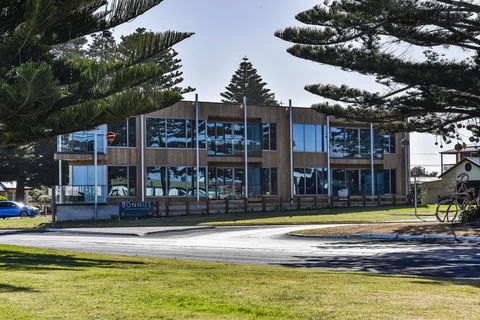 Bonnies Of Beachport - Accommodation Gladstone 25