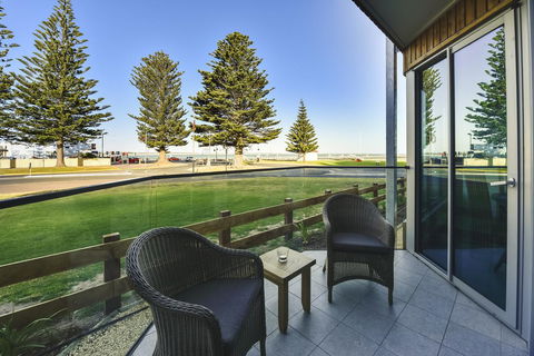 Bonnies Of Beachport - Accommodation Gladstone 32
