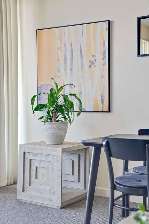 Port Adelaide Executive Waterfront Apartment - Accommodation Gladstone 14