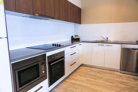 Marina Hotel - Accommodation Gladstone 32
