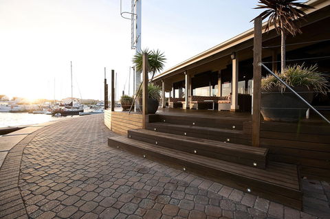 Marina Hotel - Accommodation Gladstone 37