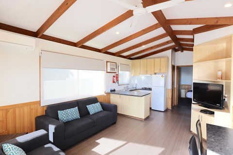 Discovery Parks - Robe - Accommodation Gladstone 4