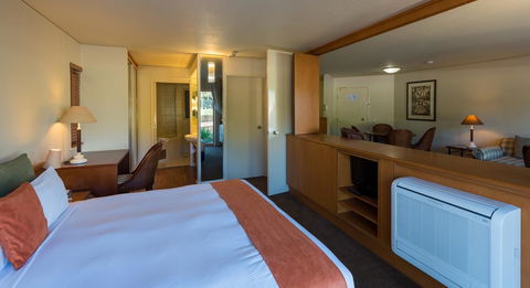 Pacific Bay Resort - Accommodation Gladstone 31