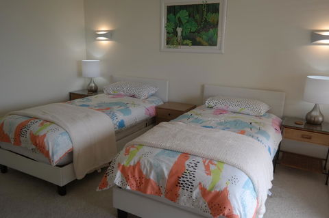 Pacific Bay Resort - Accommodation Gladstone 16