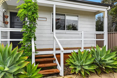 Ainslie Roberts Drive Retreat - Accommodation Gladstone 14