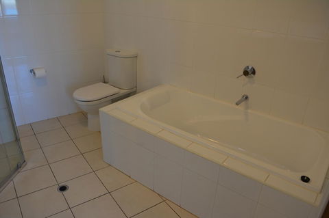 Wallaroo Marina Luxury Apartment - Accommodation Gladstone 23