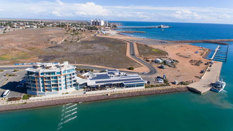 Wallaroo Marina Luxury Apartment - Accommodation Gladstone 22