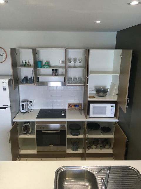 Wallaroo Marina Luxury Apartment - Accommodation Gladstone 8