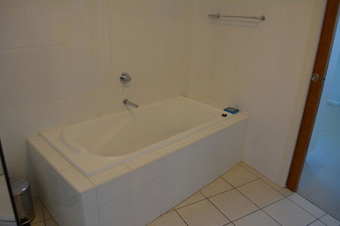 Wallaroo Marina Luxury Apartment - Accommodation Gladstone 24