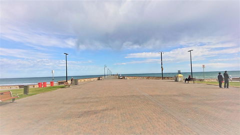 Hi 5 Glenelg Studio Apartment - Accommodation Gladstone 27