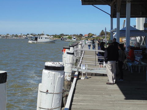 Baronet B & B - Accommodation Gladstone 22