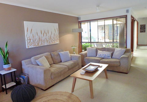 Baronet B & B - Accommodation Gladstone 4
