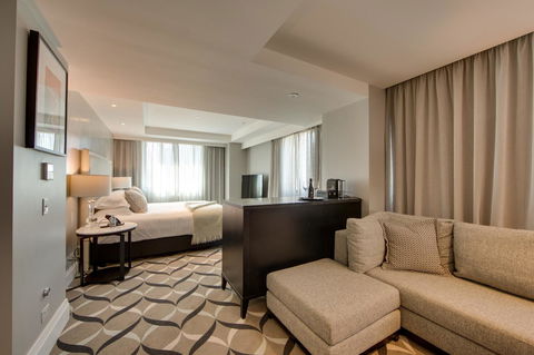 Mayfair Hotel - Accommodation Gladstone 5