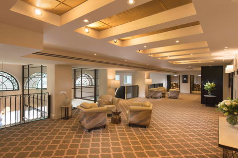 Mayfair Hotel - Accommodation Gladstone 10