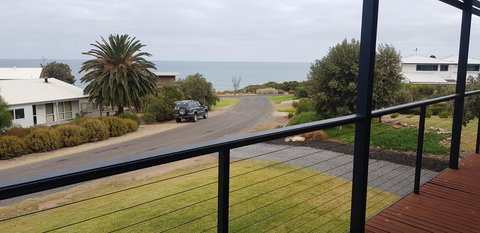 Breeze On Northbay 67 Elizabeth Crescent Carrickalinga - Accommodation Gladstone 10