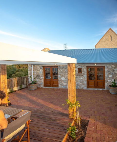 Lucy's Cottage - Accommodation Gladstone 21