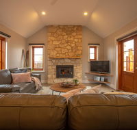 Lucy's Cottage - Accommodation Gladstone