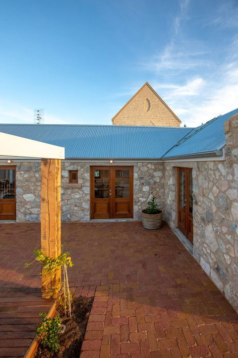 Lucy's Cottage - Accommodation Gladstone 17