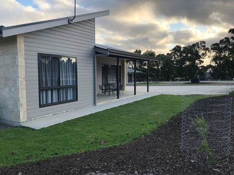 Jalilla Village - Accommodation Gladstone 11