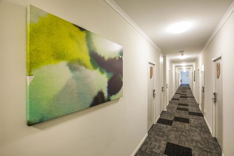 Nightcap At Finsbury Hotel - Accommodation Gladstone 44