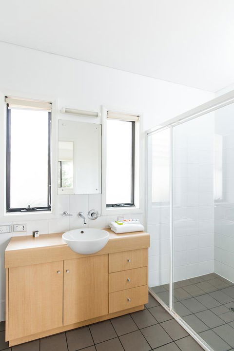 Majestic Oasis Apartments - Accommodation Gladstone 18