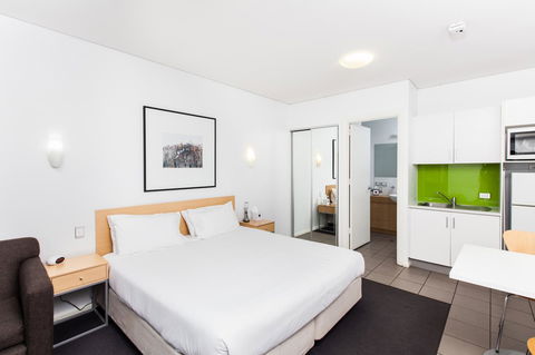 Majestic Oasis Apartments - Accommodation Gladstone 29