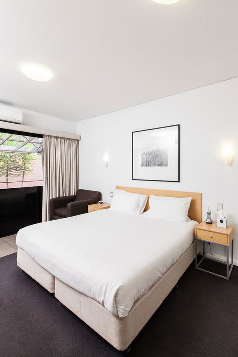 Majestic Oasis Apartments - Accommodation Gladstone 26