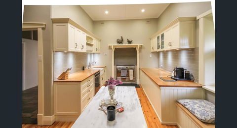 Ambrosia Holiday Home - Accommodation Gladstone 24