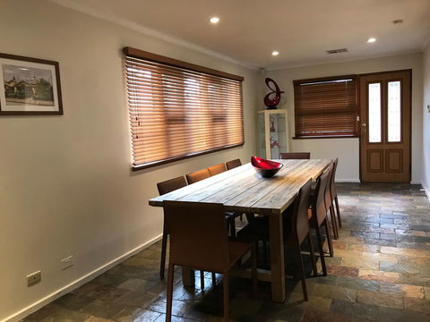 Ambrosia Holiday Home - Accommodation Gladstone 17