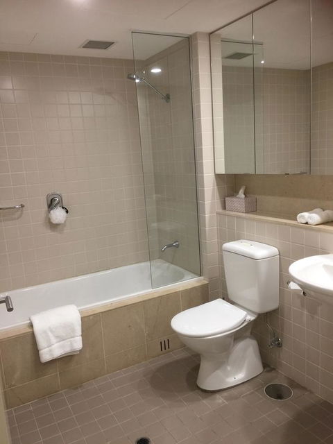 Luxury Beachside Accomodation - Accommodation Gladstone 8