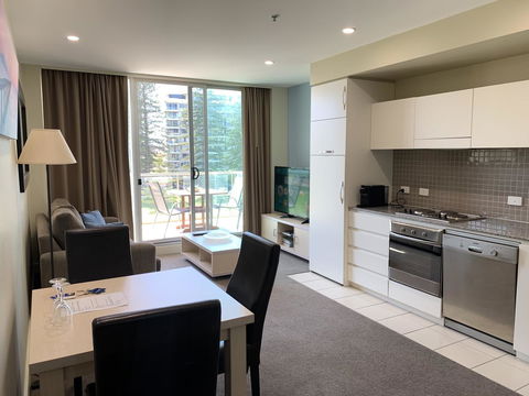Luxury Beachside Accomodation - Accommodation Gladstone 1
