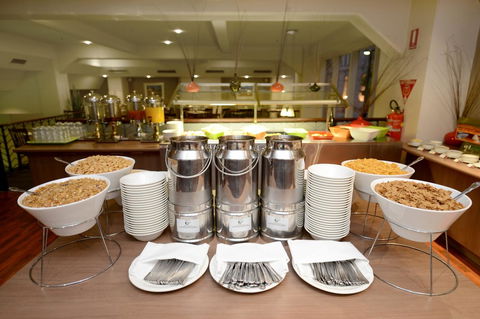 Grosvenor Hotel Adelaide - Accommodation Gladstone 14