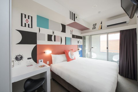 Majestic Minima Hotel - Accommodation Gladstone 1